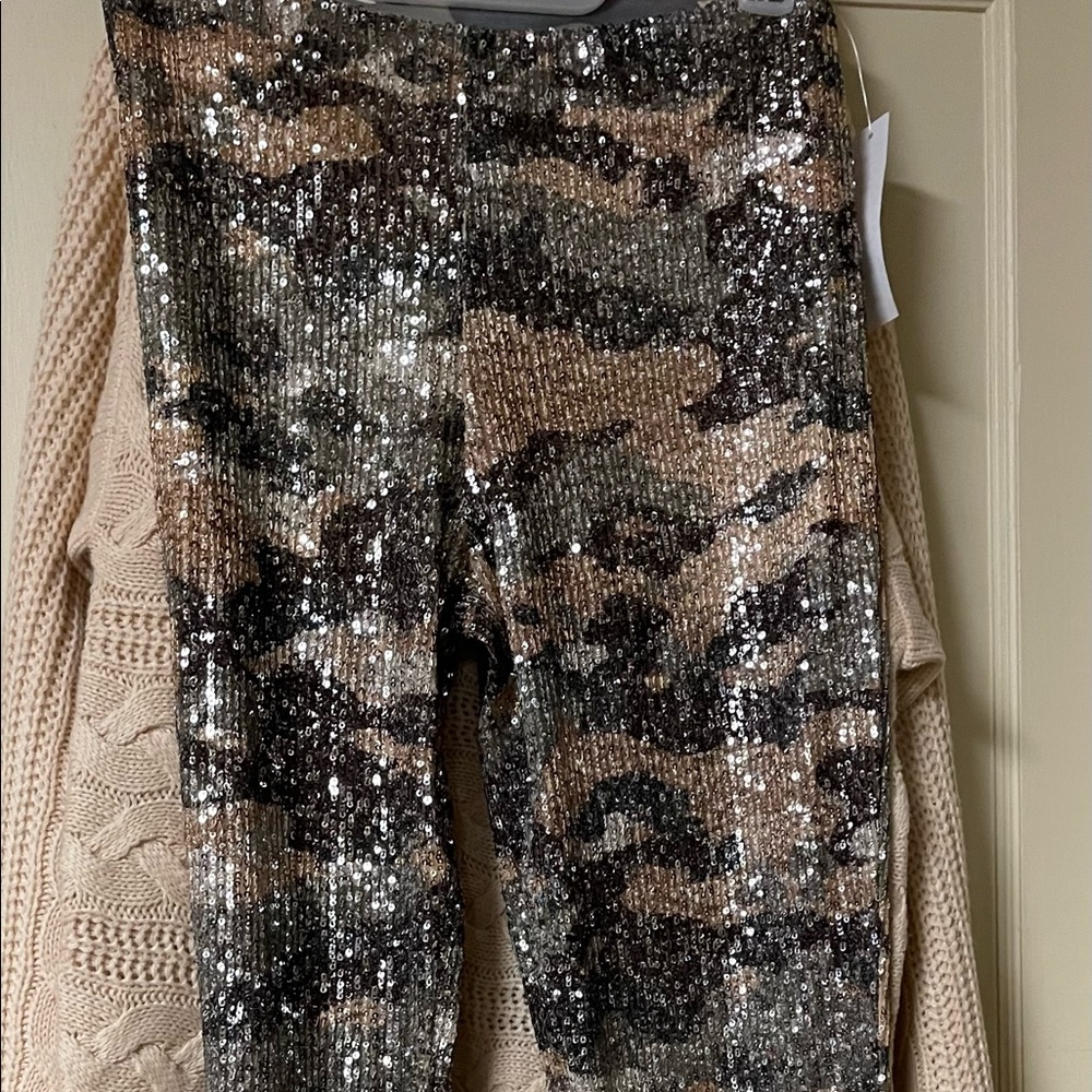 Brand New  (Medium) Glittery Shiny Pink Camouflage Pants with Pink Cable sweater